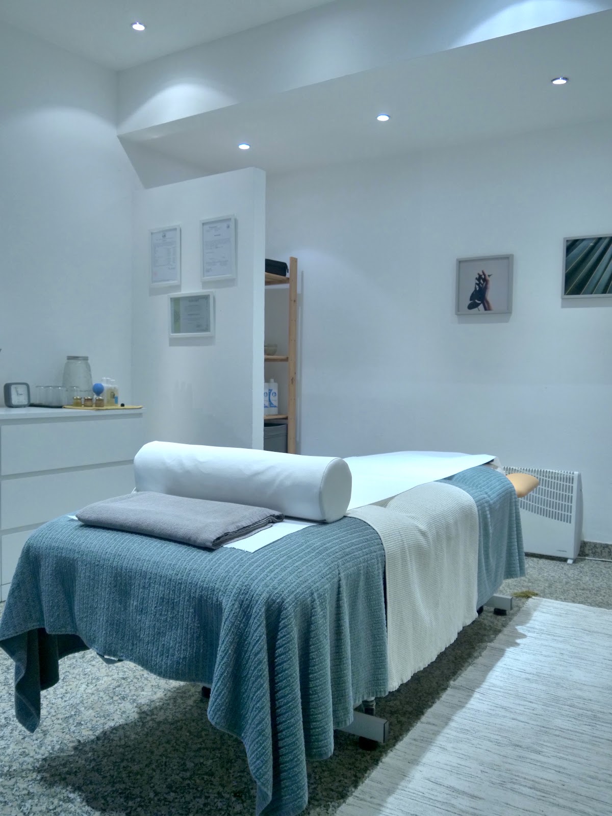 Solange M massage therapist photo 2