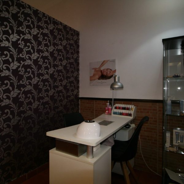 Ruth Hairdressers photo 3