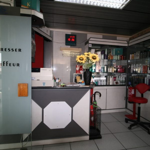 Guedes Hairdresser photo 3