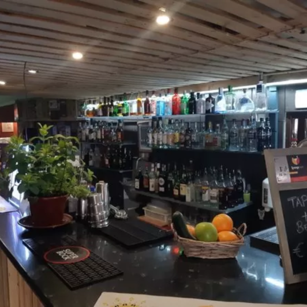 Tiro Taco Pool & Sports Bar photo 4