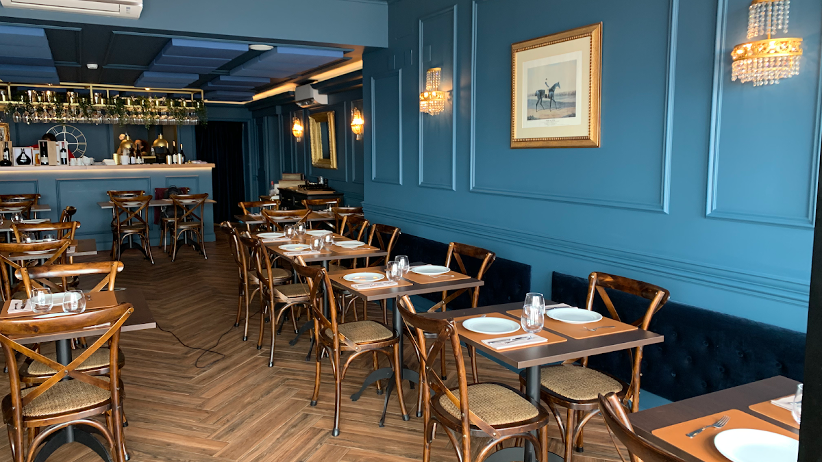 Mar das Latas Wine & Food