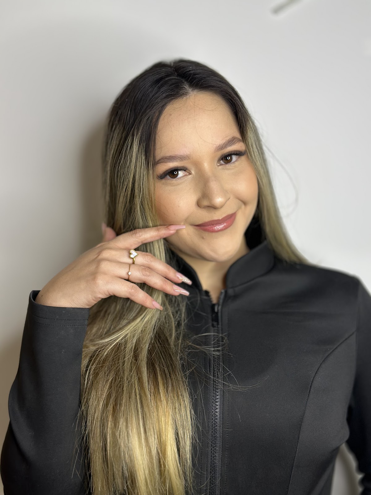 Amanda Beauty Nails