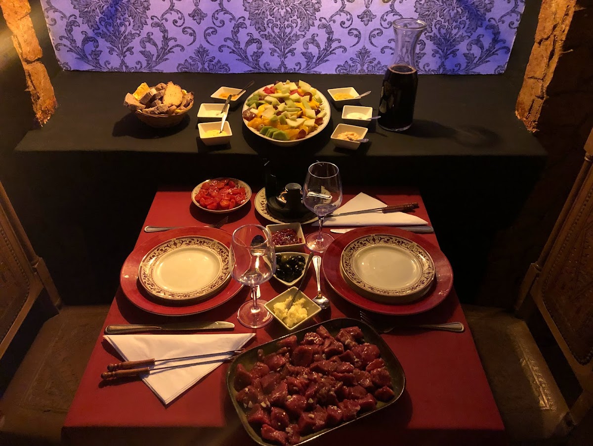 Mondego - Fondue Dancing Bar photo 4