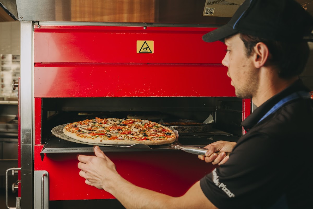 Domino's Pizza Malveira photo 3
