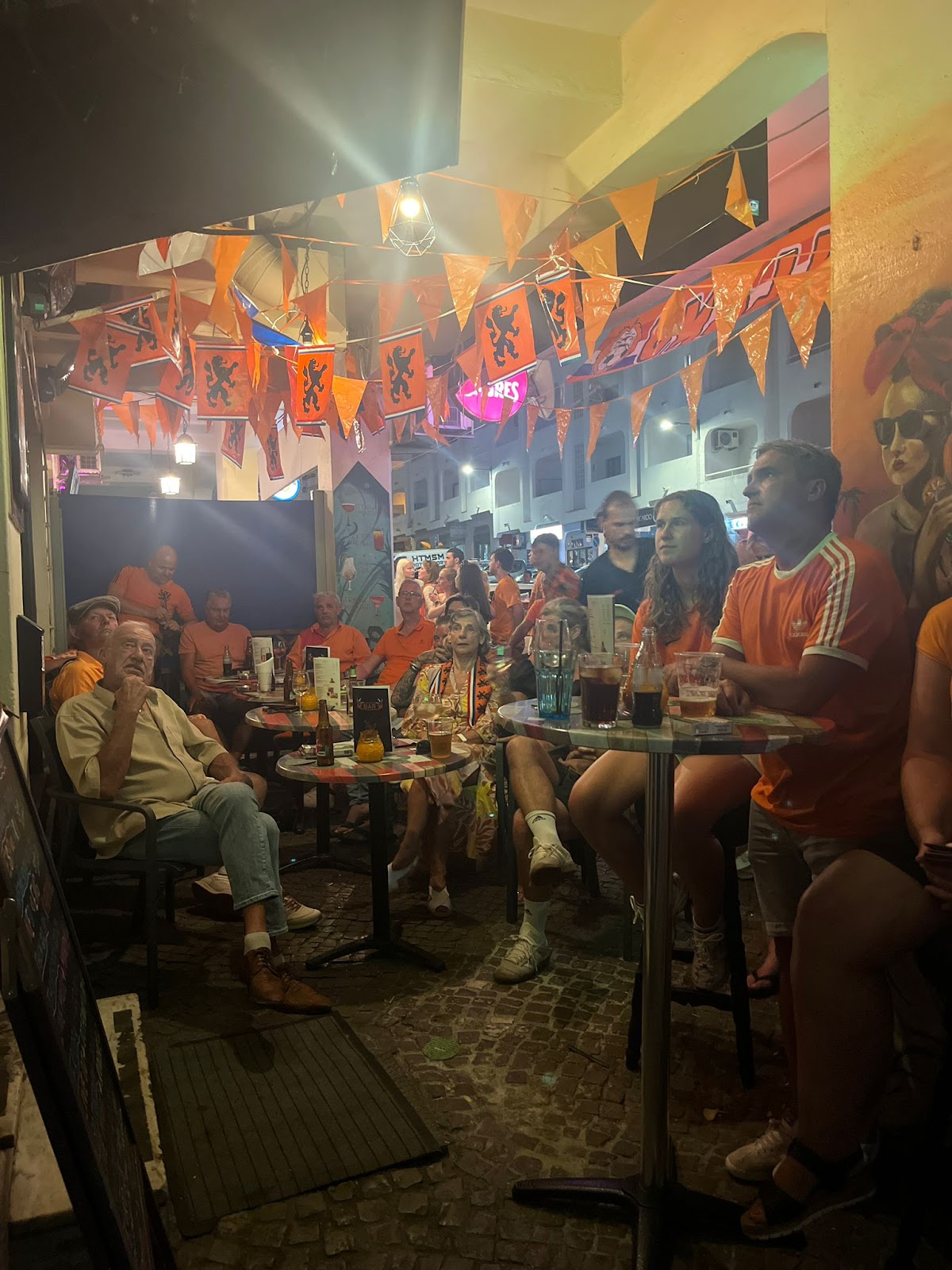 Voyage Bar photo 4