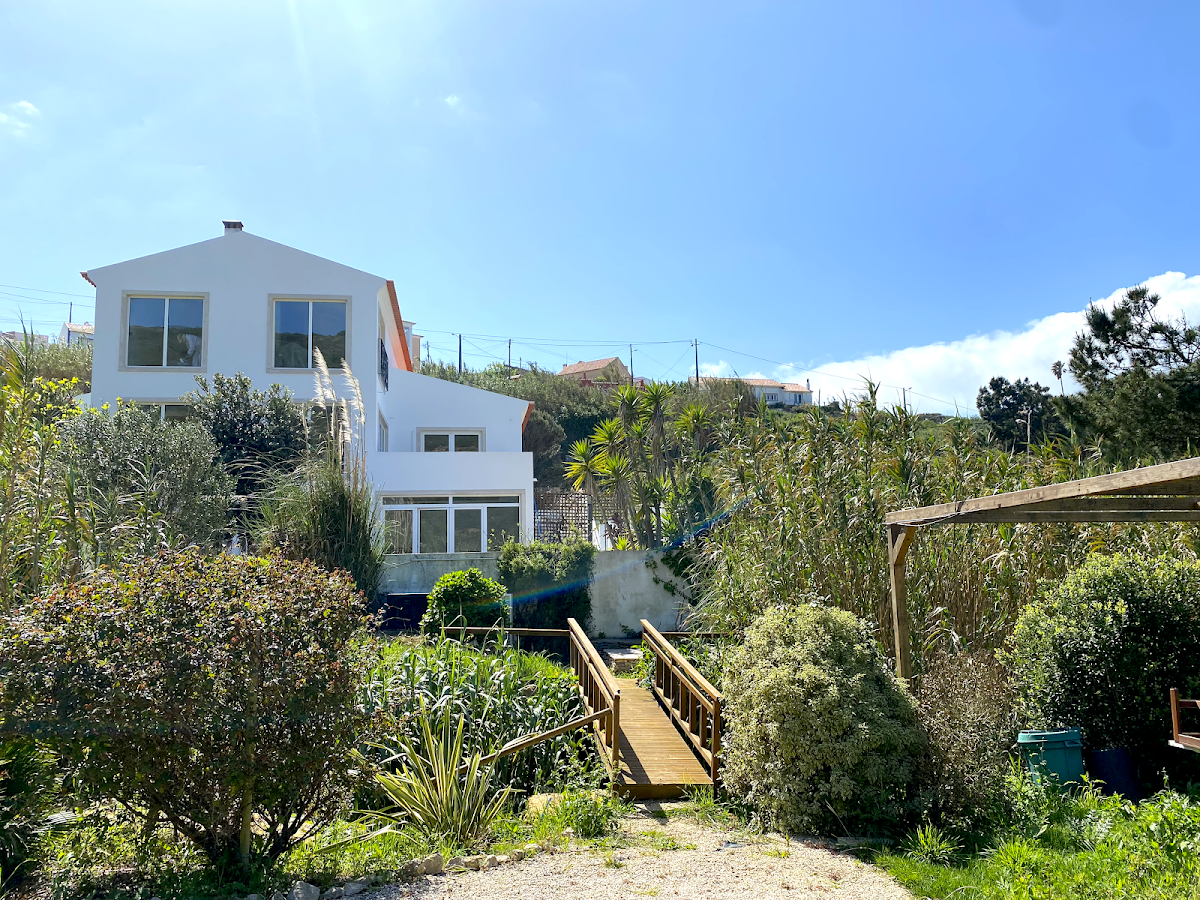 SÃONE -- Boutique Guesthouse & Coworking