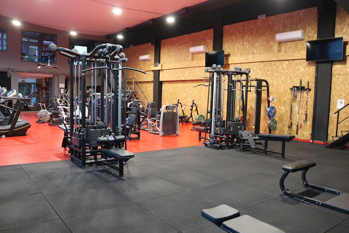 People Fitness Club - Venda do Pinheiro photo 2