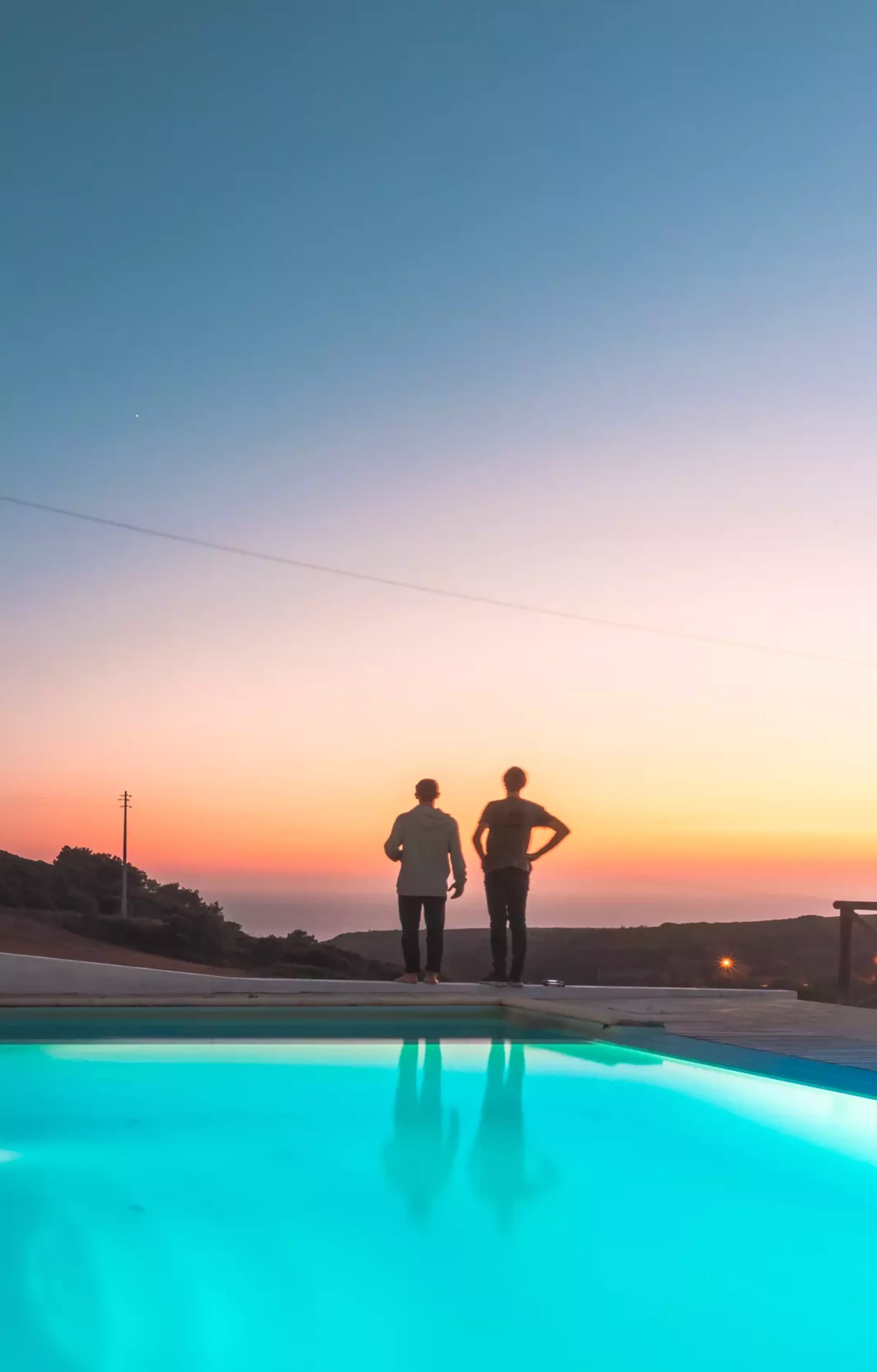 Puresurfcamps - Sunset Surflodge Ericeira photo 2