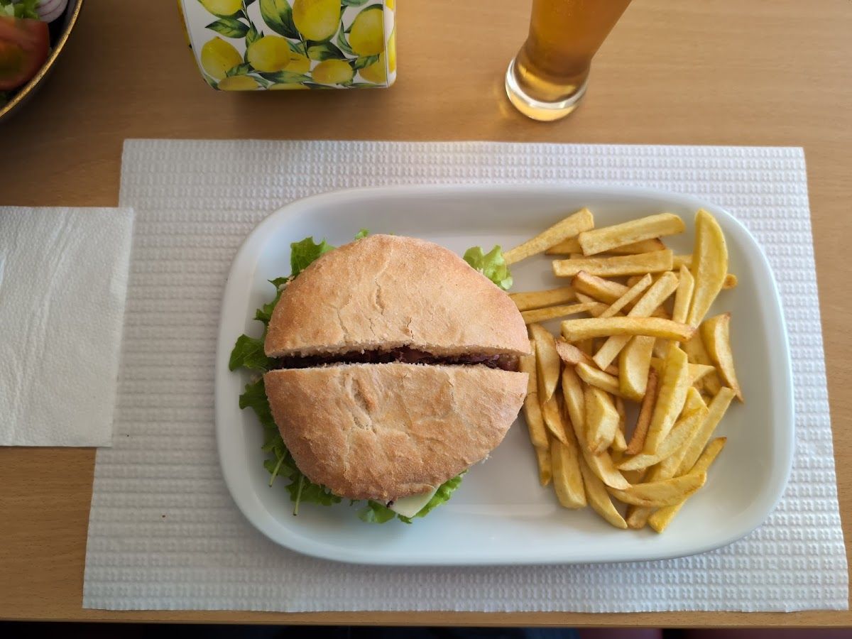 Cafes in Mafra local listing photo