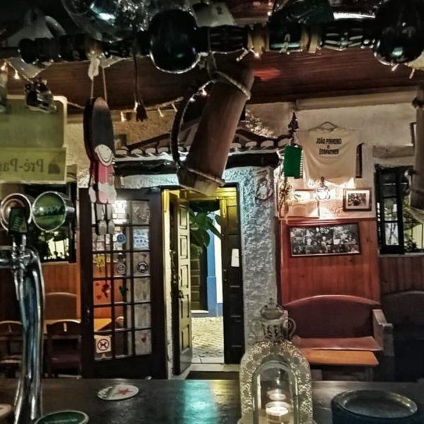 Neptuno Pub – Cher’s Bar in Ericeira