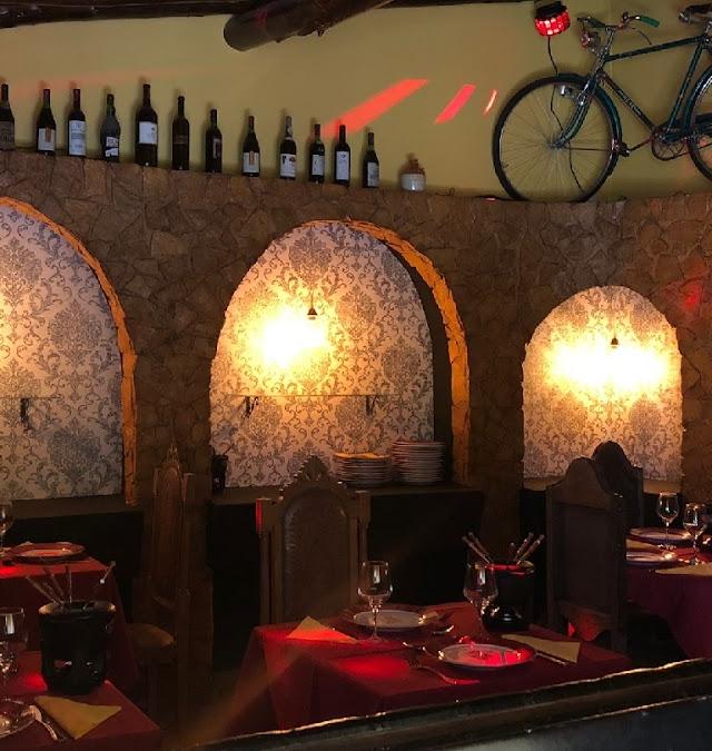 Mondego - Fondue Dancing Bar