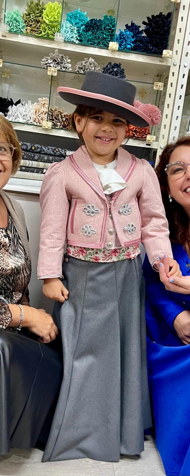 Dina Atelier de costura e trajes de equitação