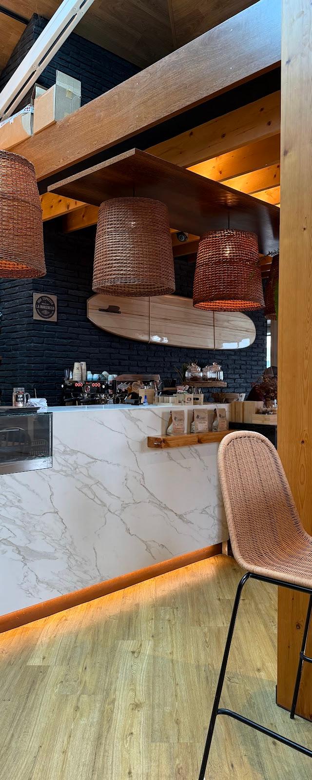 Hurley Café, Sourdough Bakery & Restaurant.